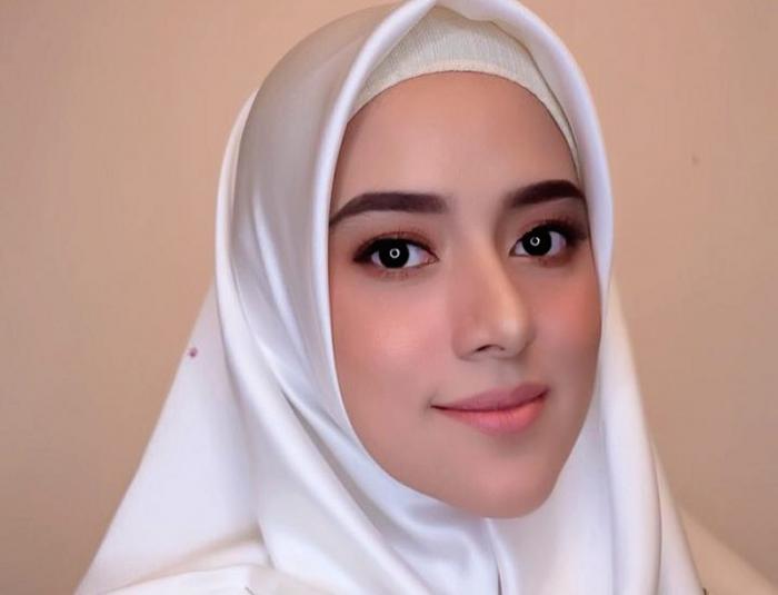 Fairuz A. Rafiq Tebar Senyuman, Usai Trio Ikan Asin Mendekam di Jeruji Besi