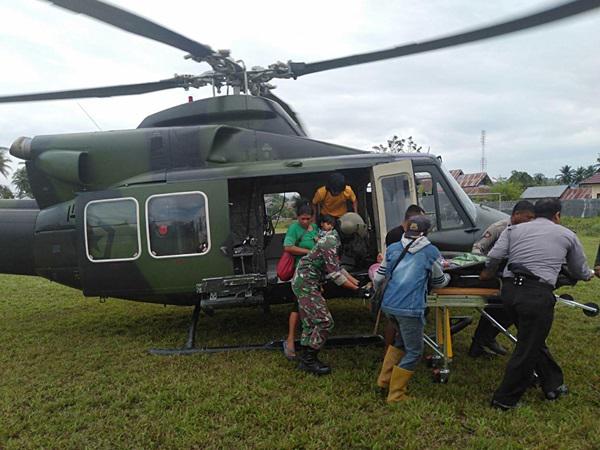 Satgas Tinombala Selamatkan Ibu Melahirkan, Ini Aksi Heroiknya  