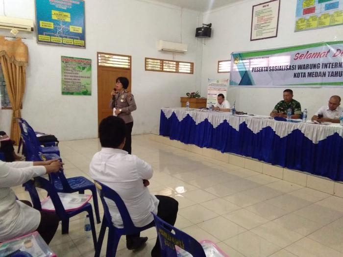 Polsek Baru Berikan Arahan Pemilik Warnet dan Pengguna Warnet