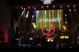Video Pertengkaran Rai dan Rian D'Masiv di Atas Panggung, Viral