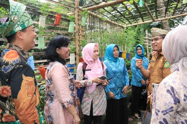 Masuk Nominasi 5 Besar Lomdeskel, Kelurahan Anggrung Dikunjungi Tim Verifikasi Lapangan 