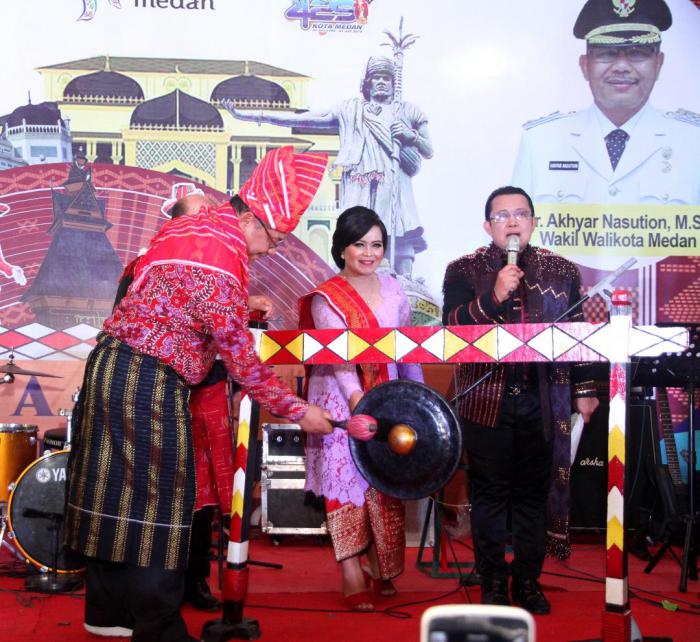 Seribuan Warga Karo Hadiri Kerja Tahun Merdang Merdam Kota Medan