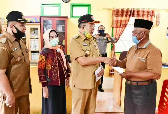 Bupati Sergai Hadiri Penyaluran BLT DD Tahap III 