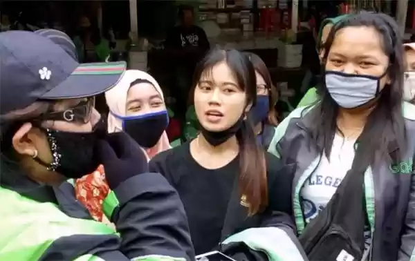 Ojol Cantik Ini Ditawari Jadi Pacar Hingga Kerja Pijat Plus-Plus