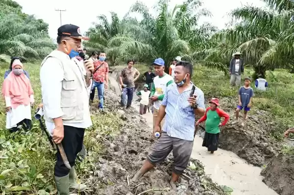 Bupati Sergai Apresiasi Budaya Gotong Royong Masyarakat Sei Bamban