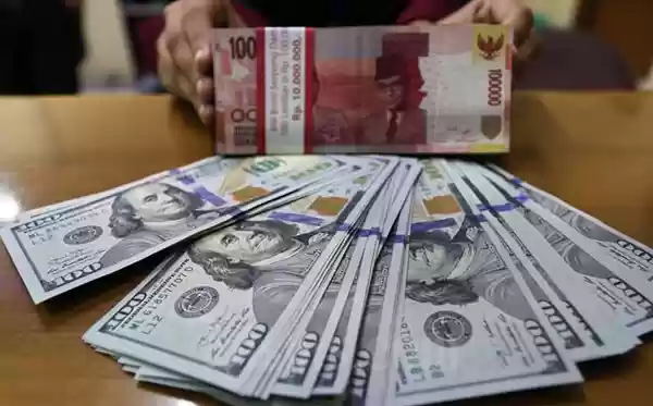 Dibayangi Sentimen dari Eksternal, di Prediski Rupiah Melamah Pekan Ini