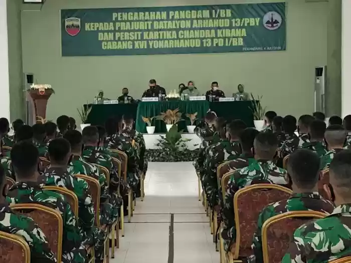 Pangdam I/BB Beri Pengarahan Kepada Personel Batalyon  Arhanud 13/PBY Dan Kompi Kavaleri 6/RBT