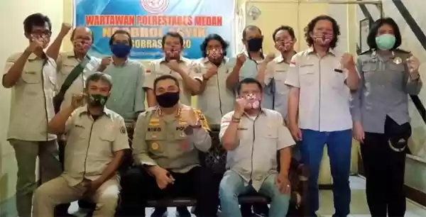 Kapolrestabes Medan Ngobras Dengan Wartawan