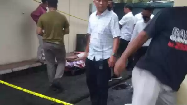 Diduga Akibat OD, Pemuda Ini Ditemukan Tewas di Garasi Kamar Hotel