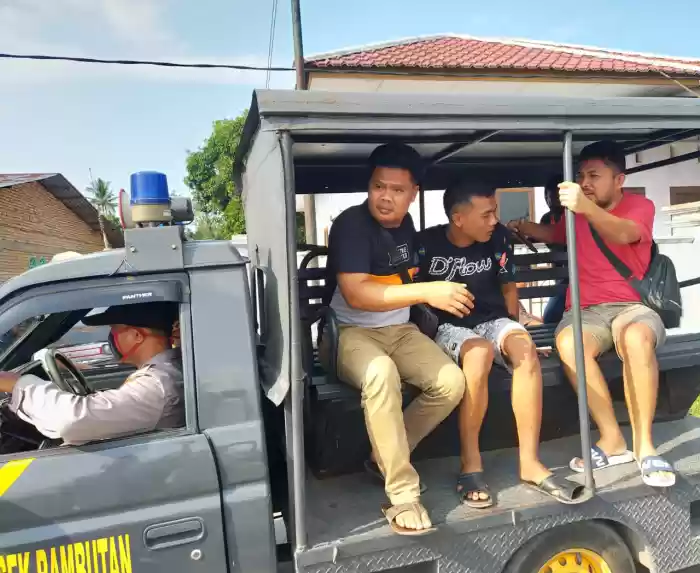 Pulang Kondangan, Pasutri Kena Jambret 2 Pemuda