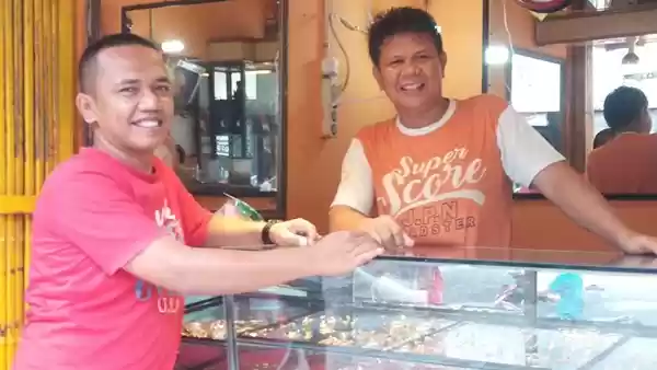 Dihantam Pandemi Corona, Pendapatan Pedagang Emas di Kawasan Medan Utara Anjlok 