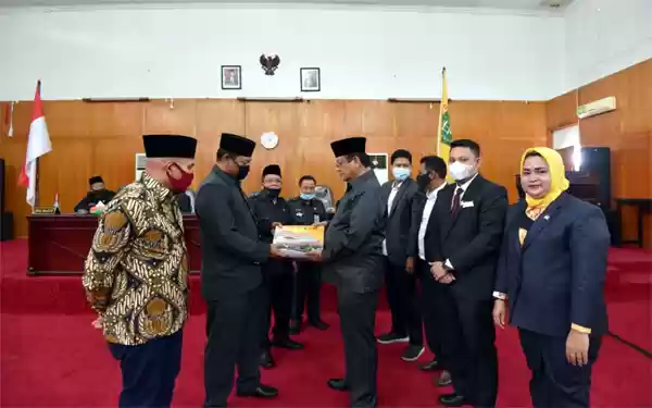 Walikota PSP Sampaikan LKPJ Tahun Anggaran 2019