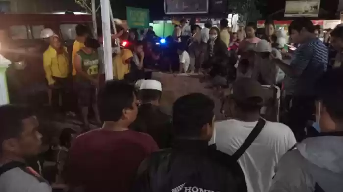 Pulang Sholat Bocah 6 Tahun Hilang Terbawa Banjir 