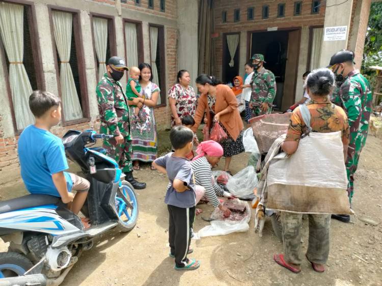 Anggota Satgas Terus Ingatkan Warga Tentang Prokes Dan Vaksinasi