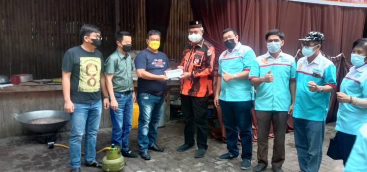 Sambangi Dapur Umum Peduli Dampak Covid-19, Kodrat Shah Puji Inisiatif Komunitas Satu Hati