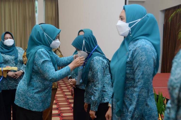 Nawal Lubis Minta TP PKK Kabupaten/Kota  se-Sumut Tertib Administrasi
