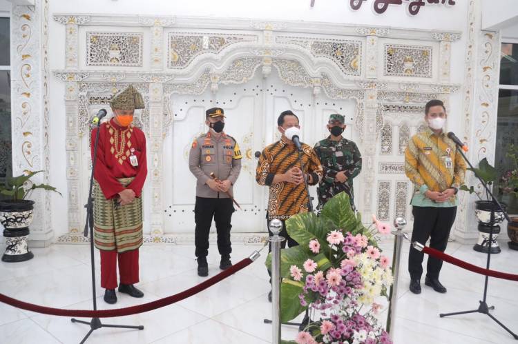 Mendagri Terus Semangati Pemerintah Daerah Hadapi Pandemi