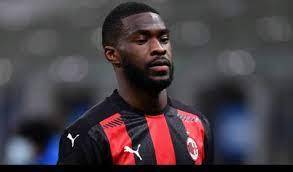 Fikayo Tomori Sudah Semusim Membela AC Milan