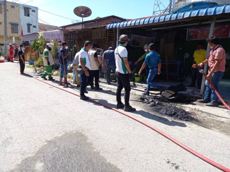 Hindari Bau Busuk dan Banjir Gotong Royong Tetap Diadakan