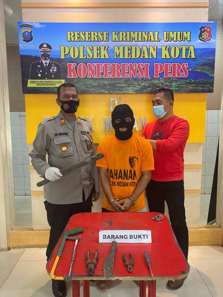 Polsek Medan Kota Pergoki Maling Kabel