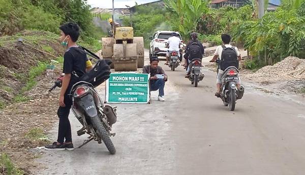 Warga Apresiasi TPL dan Pemkab Toba Sudah Perbaiki Jalan di Silaen