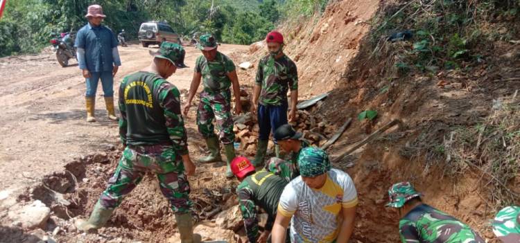 Tahap Finishing, TNI dan Warga Kembali Gesa Pembangunan Box Culvert Sasaran 7
