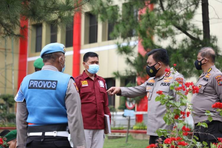 Kapolda Sumut Irjen Pol Panca Putra Motivasi Personel Satgas Ops Yustisi