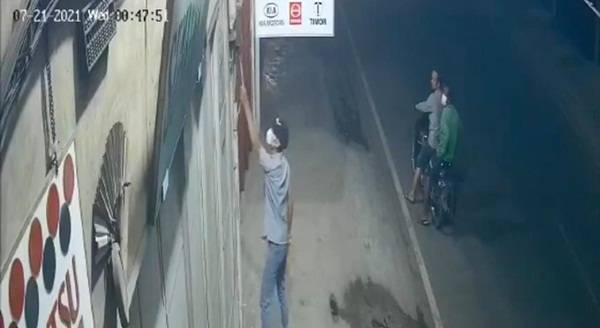 Jalan Rahmadsyah Marak Pencurian Kabel Telkom, Terekam CCTV