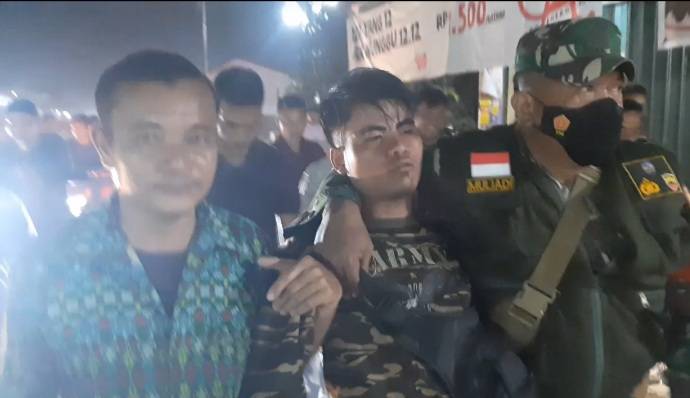 Ngaku TNI Sama Warga, Datamg TNI Benaran Tak Berkutik dan Pingsan