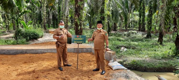 Penghulu Bagan Sinembah Jaya apresiasi pembangunan box culvert program TMMD.