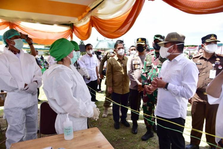 Minta Masyarakat Wajib Pakai Masker, Edy Rahmayadi : Tanah Karo Jangan Sampai Banyak Terpapar Covid-19
