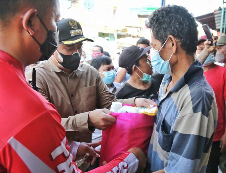 Sediakan 51 Ribu Lebih Bansos, Wujud Kepedulian Bobby Nasution Terhadap Masyarakat