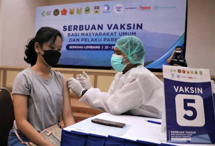 Serbuan Vaksinasi di Seskoau Targetkan 10.000 Peserta