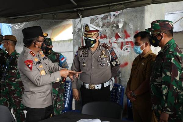 Pantau Pos Penyekatan PPKM Darurat, Kapoldasu dan Pangdam I/BB Pastikan Mobilitas Menurun