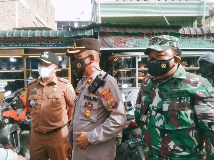 Polsek Medan Timur Lakukan Razia dan Sekaligus PPKM Darurat di Kawasan Medan Timur