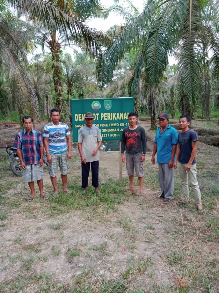 Pak Lamrik ucapkan terima kasih pada Satgas TMMD ke-111 Kodim 0321/Rohi