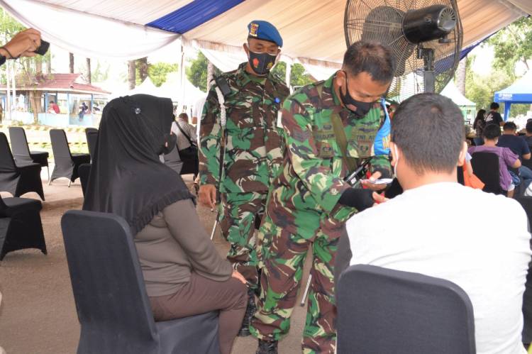 Lanut Seowondo Gelar Seribuan Vaksin di Eks Bamdara Polonia Medan