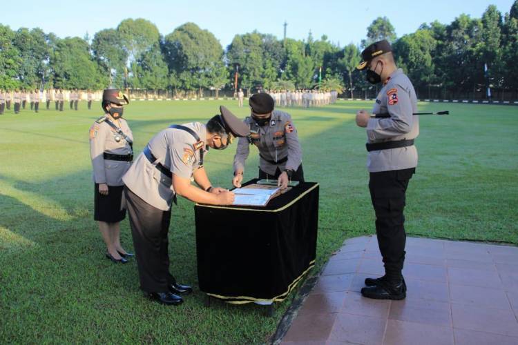 Kasetukpa Lemdiklat Polri Pimpin Sertijab Kabag Bimsis dan Kabid Proftek dengan Prokes Ketat
