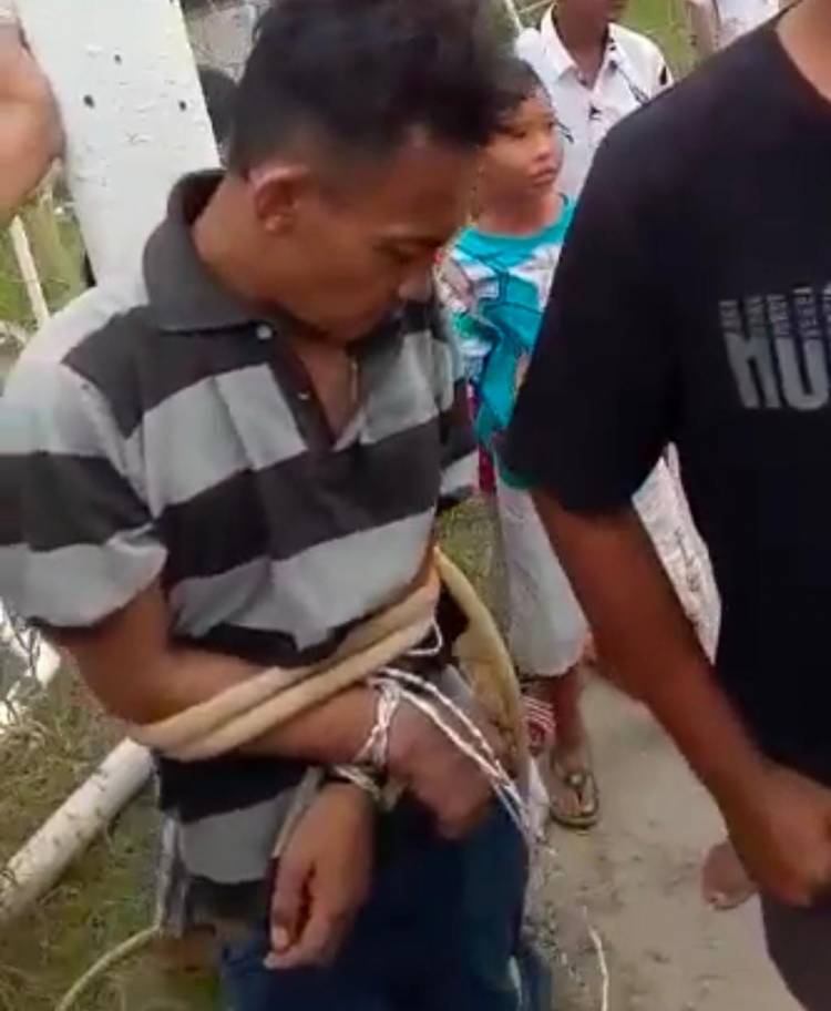 Maling Handpone, Milik Pengusaha, Diikat di Tiang