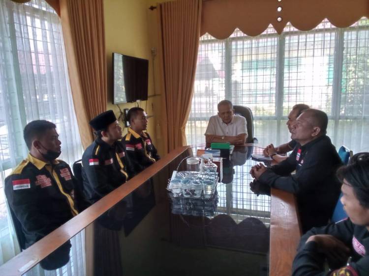 Kadis Pora Kota Padangsidimpuan Menerima Kunjungan (DPC) Pemuda NKRI