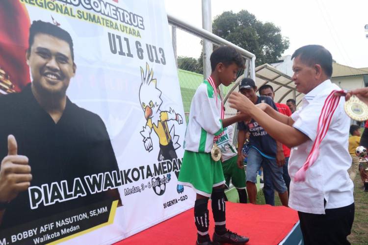 Berharap Lahir Talenta Muda Penuh Bakat, Kadispora Kota Medan Tutup Festival Sepakbola DCT
