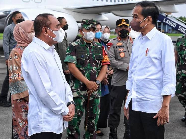 Edy Rahmayadi Sambut Kedatangan Presiden Jokowi di Pangkalan Udara Soewondo Medan