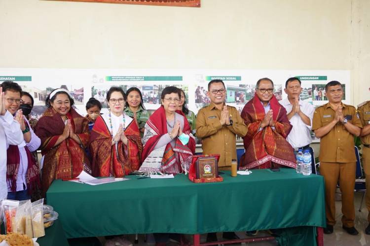 Bupati Poltak Sitorus Apresiasi TPL Dukung UMKM Toba
