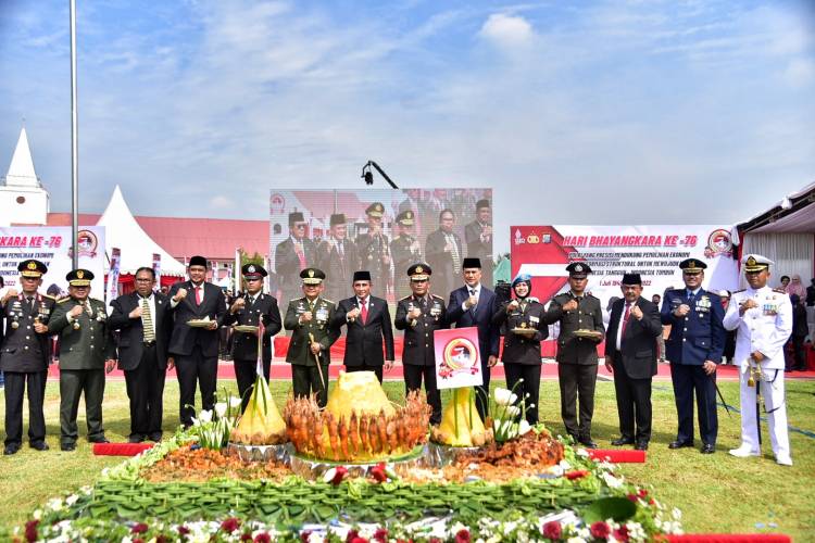 Peringati HUT ke-76 Bhayangkara, Edy Rahmayadi Harap Kualitas Polda Sumut Terus Meningkat