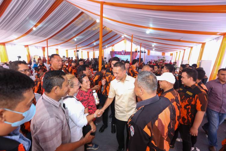 Musa Rajekshah Apresiasi Pemotongan  Hewan Kurban dan Bakti Sosial MPC PP Medan