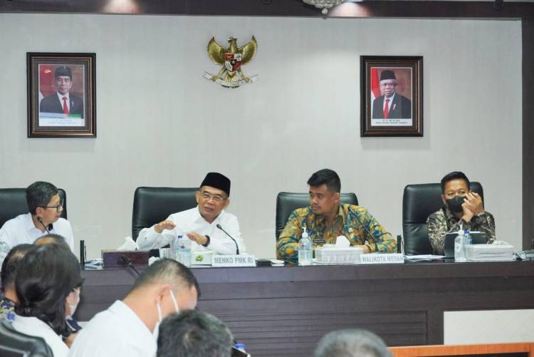 Terima Kunjungan Menko-PMK, Bobby Nasution Sampaikan Sejumlah Persoalan Di Medan Belawan, Harap Pengetasan Kemiskinan Diikuti Peningkatan SDM