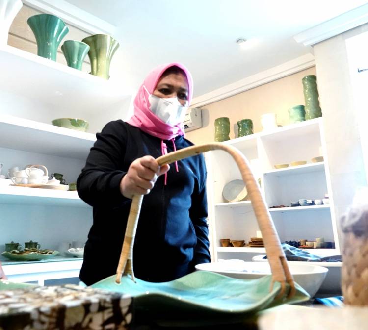 Nawal Lubis Ingin Pengrajin di Sumut Contoh Jenggala Bali