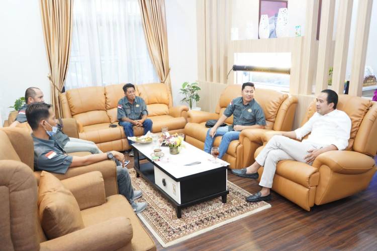 Ketua DPRD Deli Serdang Zakky Shahri terima Kunjungan Community Of Journalist