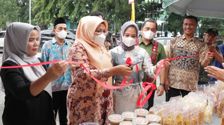 Naikkan Kelas UMKM, Kelurahan Gang Buntu Buka Centra UMKM