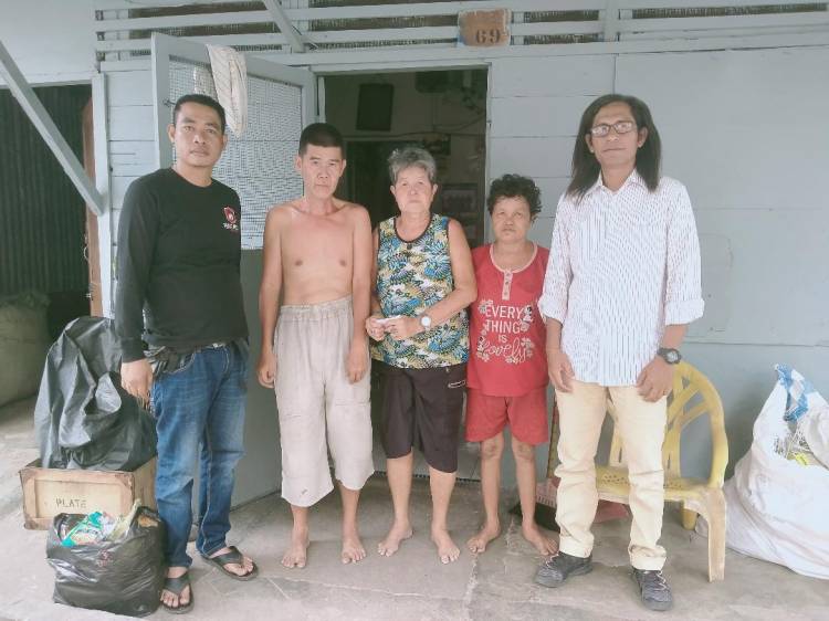 Pencari Barang Rongsokan Menangis, Becak Mencari Nafkahnya Ditahan DLH Labuhanbatu